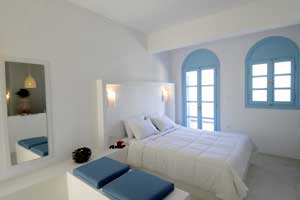 camera per 3 persone hotel villa maria santorini